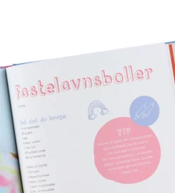 Kogebog - Mine Første Kager - DA><noscript><img width=