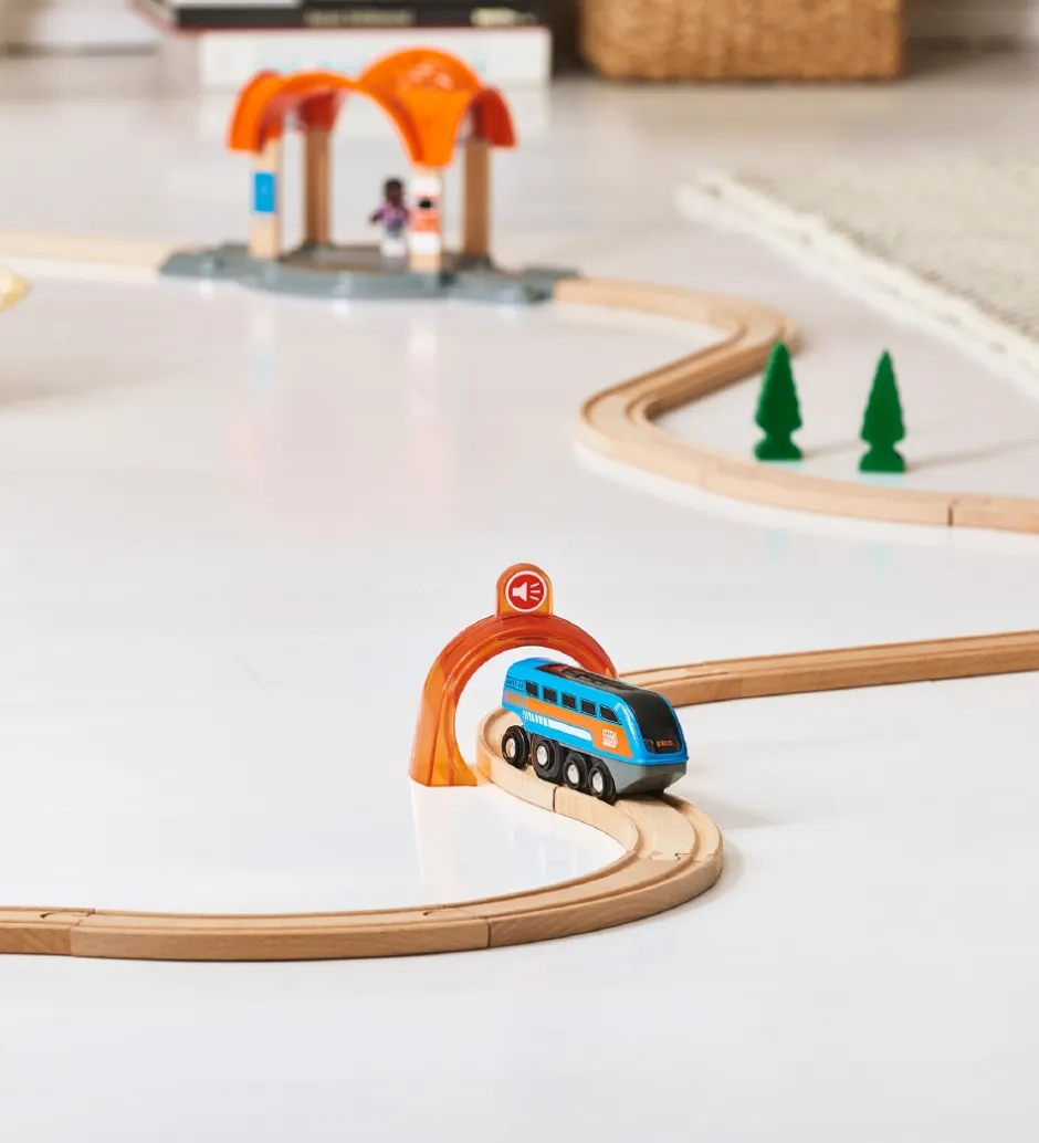 Lokomotiv - Startsæt - Smart Tech - 2 Dele 33971>BRIO Outlet