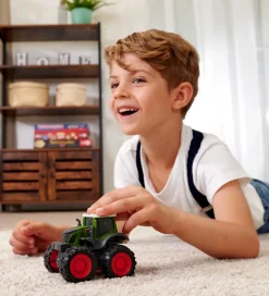 Traktor - Fendt Monster Traktor><noscript><img width=