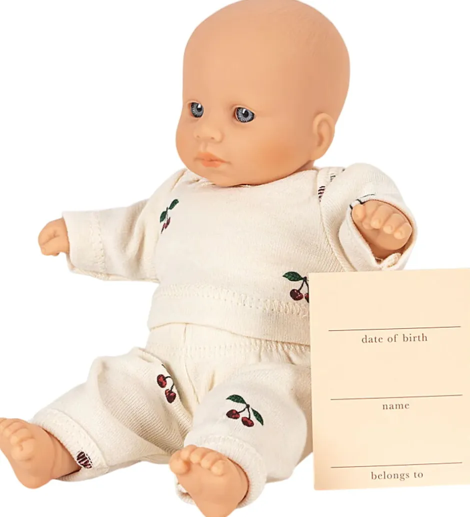 Dukke - My First Mini Doll - Cherry AOP - 20 cm>Konges Sløjd Discount