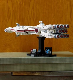 Star Wars - Tantive IV 75376 - 654 Dele><noscript><img width=