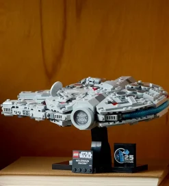 Star Wars - Tusindårsfalken 75375 - 921 Dele><noscript><img width=