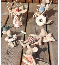 Strand-mus m. Luftmadras - Far Mus - Blomster><noscript><img width=
