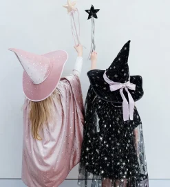 Kappe - Tyl - Agatha Witch><noscript><img width=