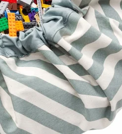 Legetøjstæppe - Ø140 cm - Stripes Green><noscript><img width=