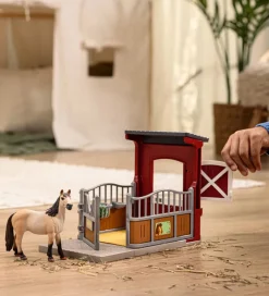 Farm World - Ponyboks m. Mustang Hoppe - 42724 - 19 Del>Schleich New