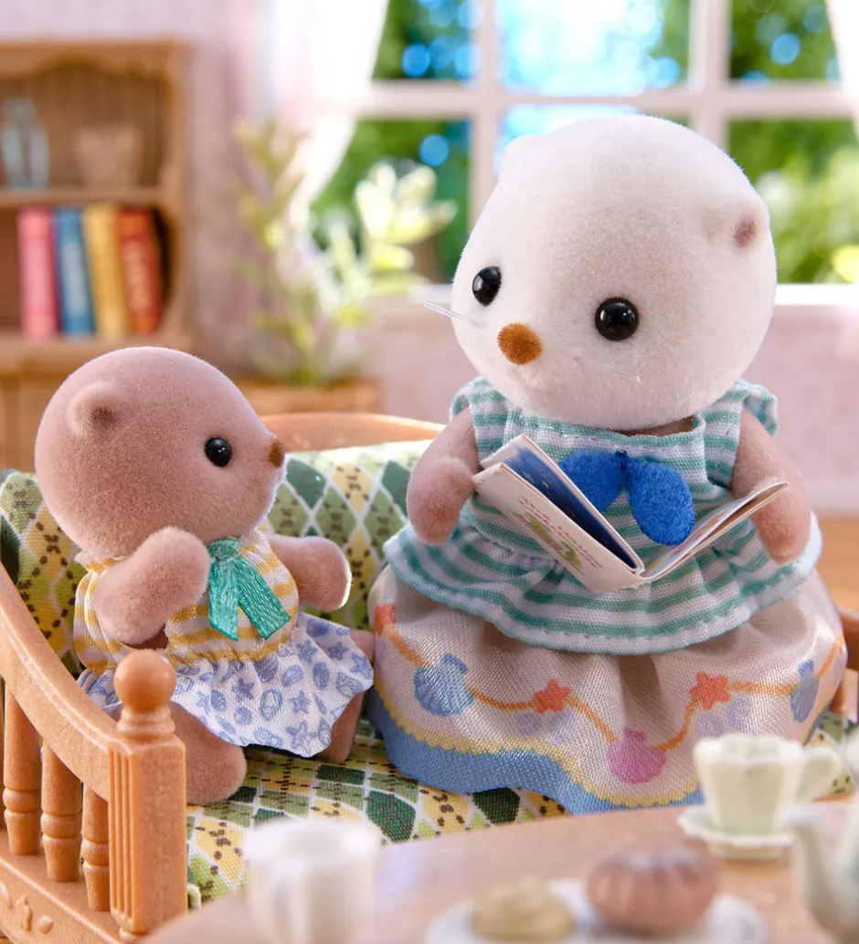 - Sea Otter Sisters Splashy Snorkel - 5804>Sylvanian Families Hot